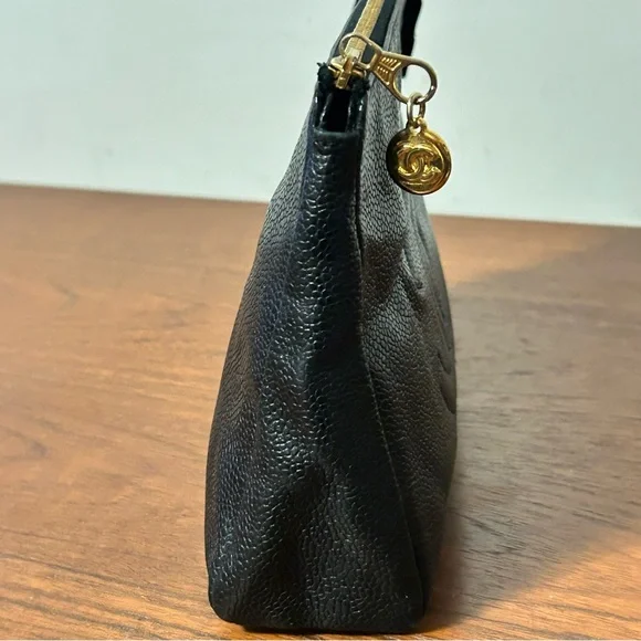 Chanel Caviar Timeless CC Cosmetic Pouch Black - Picture 6 of 10